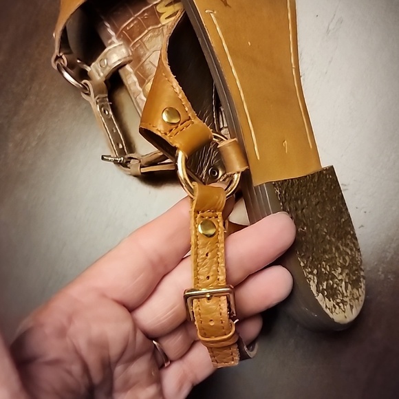 Sam Edelman Cognac Greta sandals. Size 7 - Picture 3 of 8
